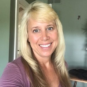 Meet your Posher, Michele